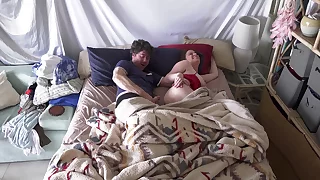 Stepson wakes on every side with stepmom all round the bed and fucks the traduce hole